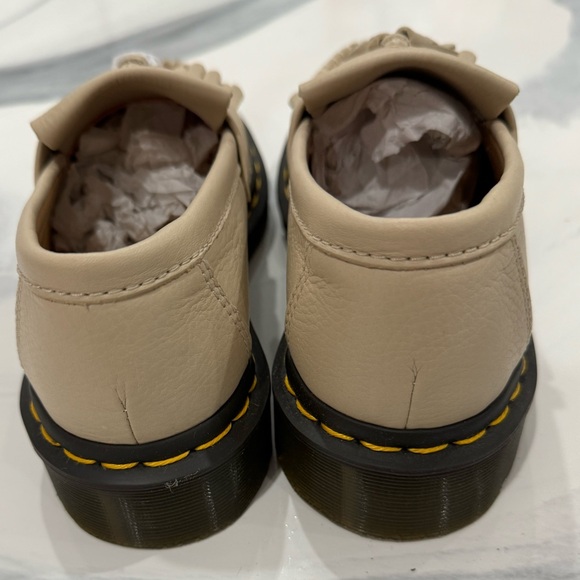 NWOB Dr Martins Women’s Adrian Penny Loafers in Parchment Beige Virginia Color 6 - Picture 9 of 10